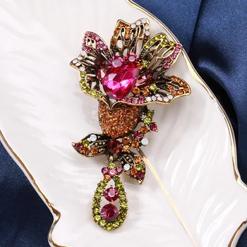 Креативные украшения для женщин, Брошь с кристаллами в виде Цветка Высокого класса, Роскошные Модные Броши Унисекс, Винтажный Корсаж, безопасная булавка