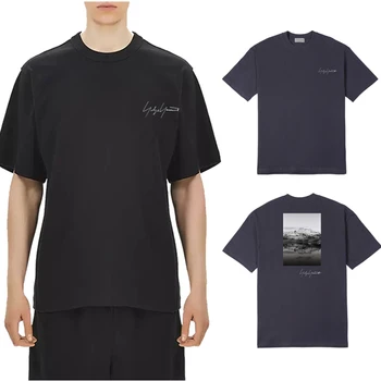 Y-3 Yohji Yamamoto 2023 Летняя Мужская футболка с Японским городским светоотражающим принтом Y3 Премиум Повседневная футболка с коротким рукавом Для мужчин и женщин
